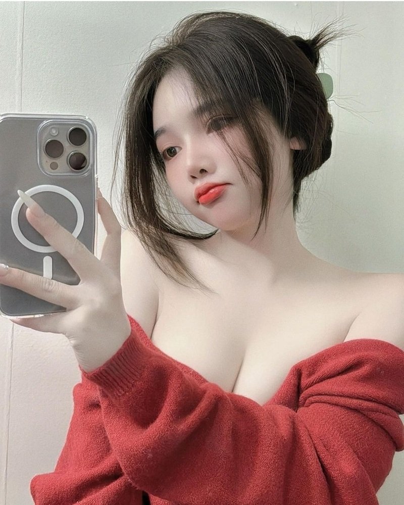ảnh gái xinh hở hang 22
