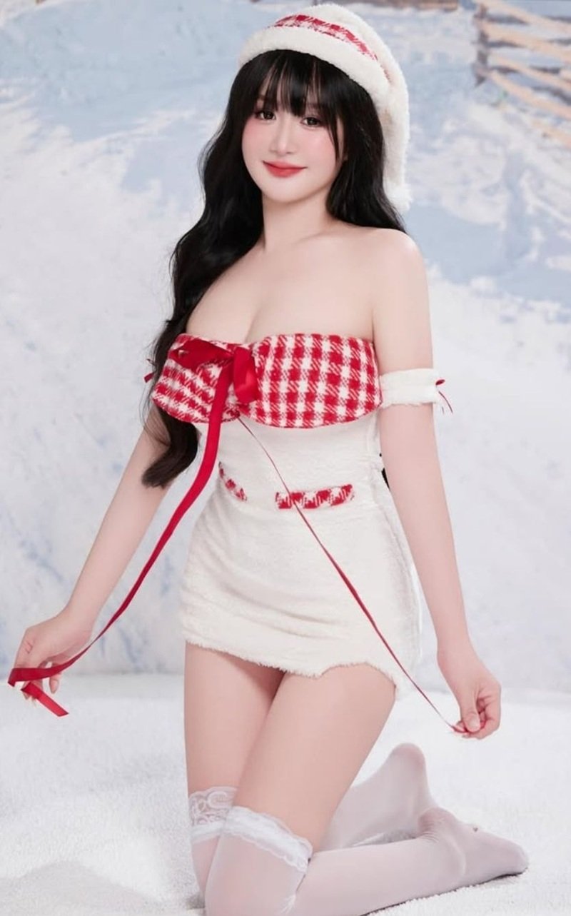 ảnh gái xinh hở hang 25