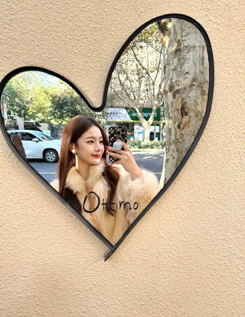 gương trang trí 1