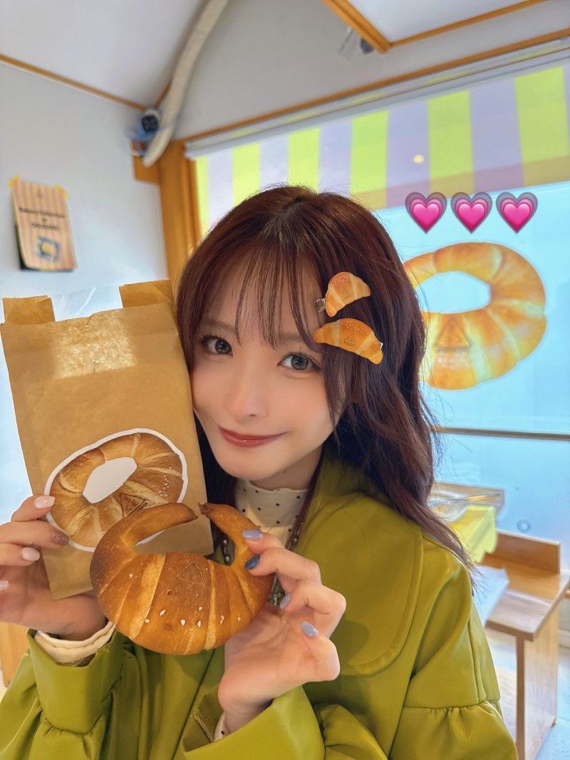 kana momonogi_1775126339_3866358762081227829_2917342423
