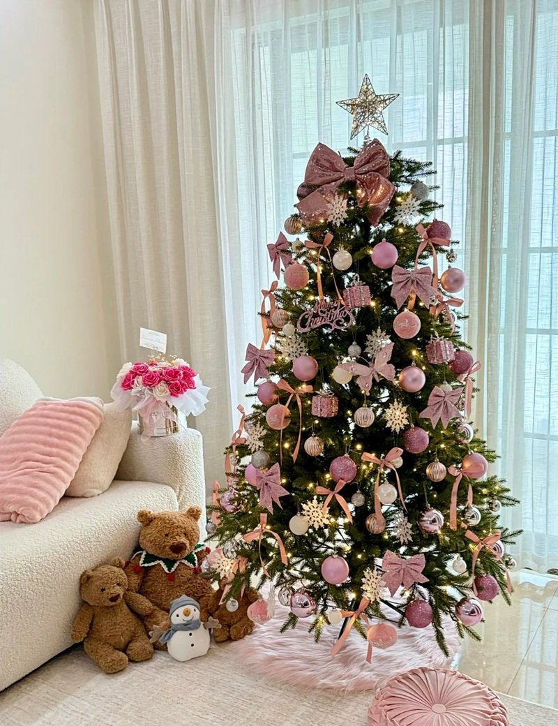 Hướng dẫn trang trí cây thông noel đẹp