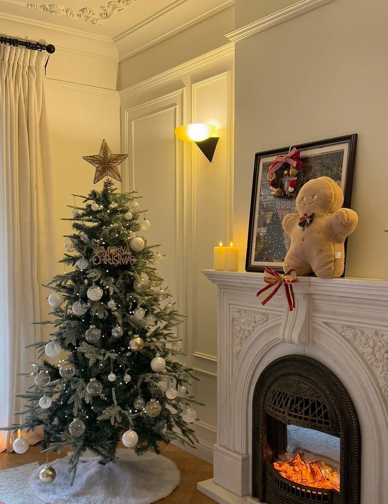 Trang trí cây thông noel phong cách cổ điển