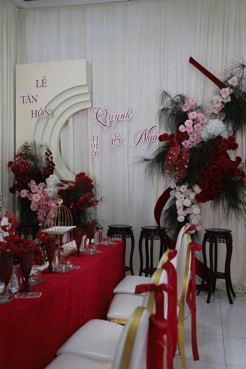 Trang trí gia tiên đẹp truyền thống Việt