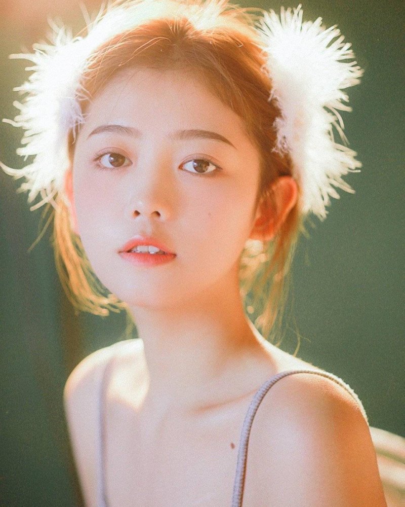 Hình nền girl xinh Full HD cho điện thoại