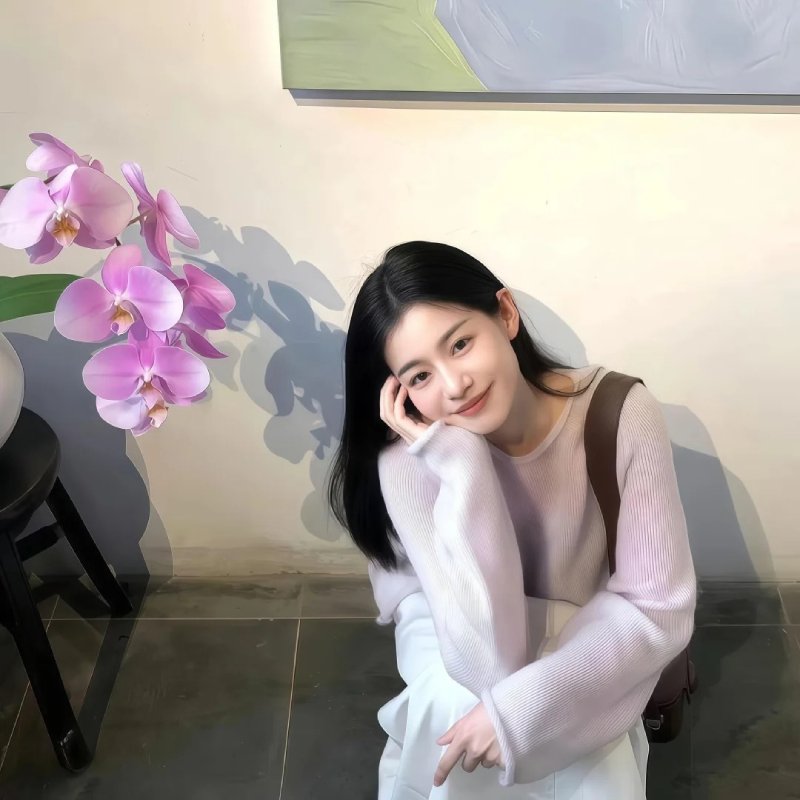 Ảnh đại diện Facebook nữ với vẻ đẹp tự nhiên