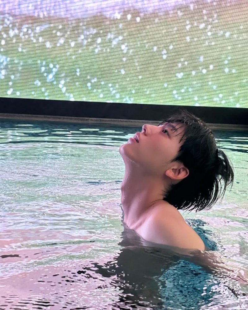 Avatar boy phố đeo khẩu trang