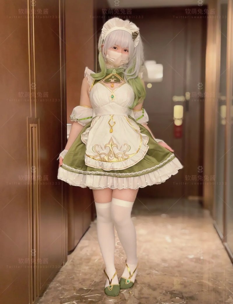 Ảnh Sweetrabbit233 cosplay có bố cục đẹp.