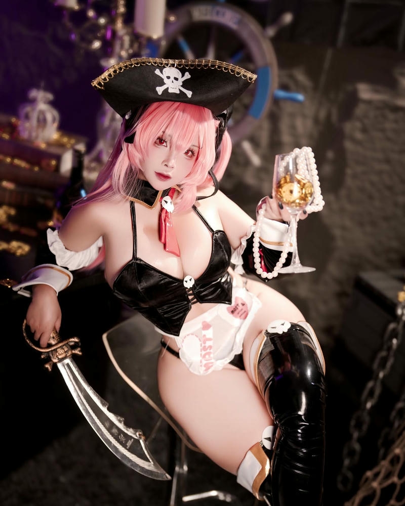 Cosplay khoe hàng hấp dẫn lung linh bắt mắt